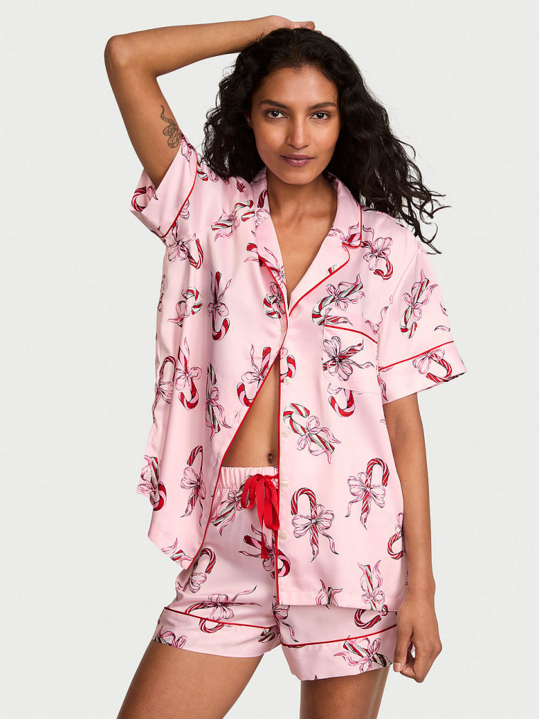 Сатиновая пижама с шортами...